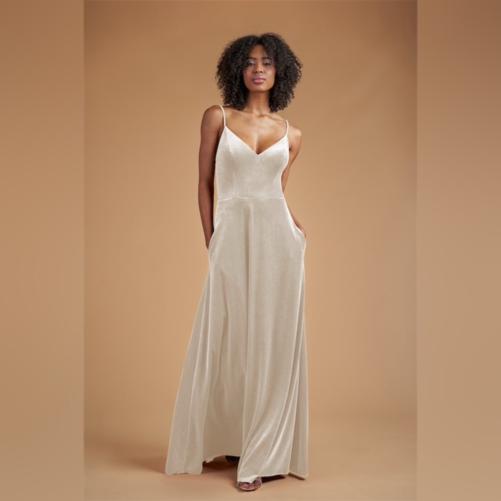 Jasmine • Velvet bridesmaids or formal dress